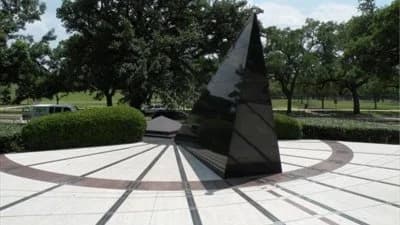 City Walk Houston Time and Space, Houston Edition, 6.5 miles